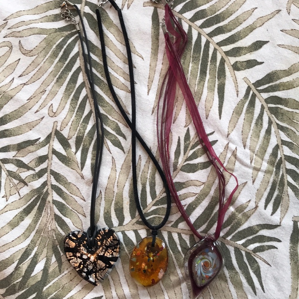 Bundle of Beautiful Glass Necklaces - Picture 2 of 3